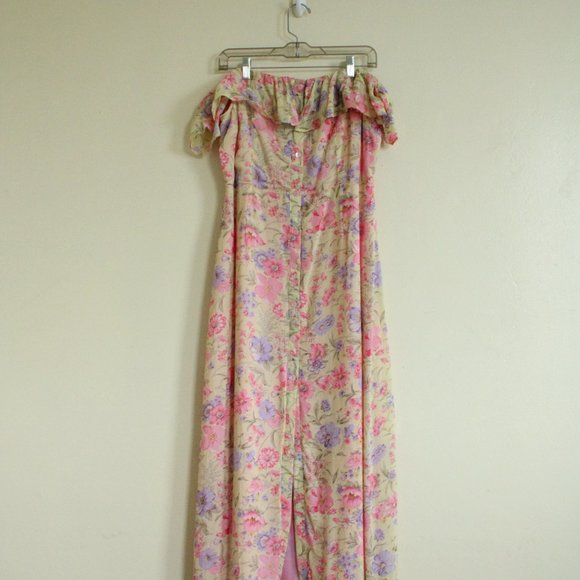 Topshop Dresses & Skirts - ❌SOLD❌NWT topshop Bardot off shoulder maxi dress